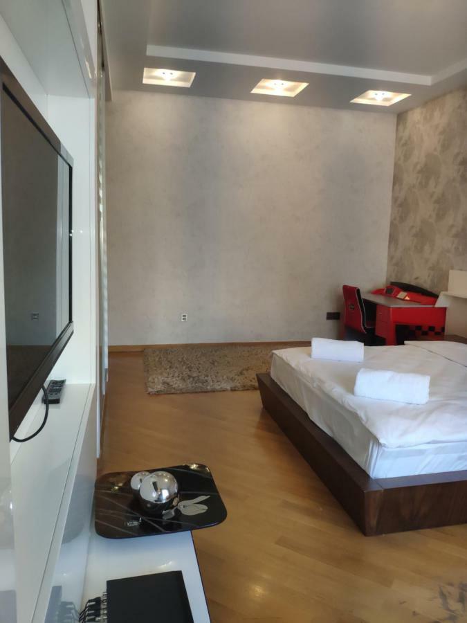 Family Nizami Apartment バクー エクステリア 写真